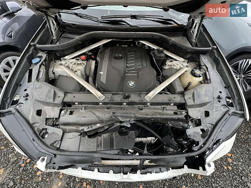 Позашляховик / Кросовер BMW X5 2018 в Луцьку