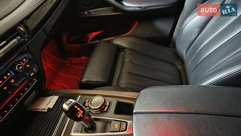 Внедорожник / Кроссовер BMW X5 2014 в Харькове