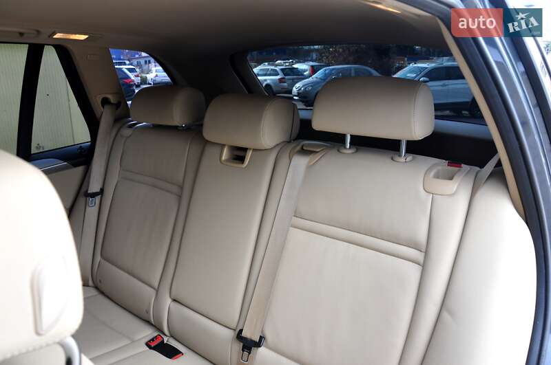 Внедорожник / Кроссовер BMW X5 2013 в Львове