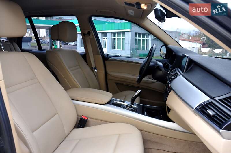 Внедорожник / Кроссовер BMW X5 2013 в Львове