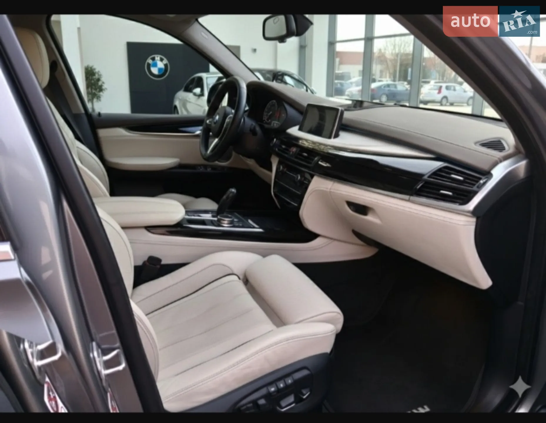 2017 BMW X5 - мініатюра 15
