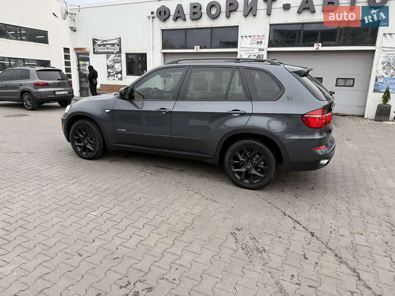 Внедорожник / Кроссовер BMW X5 2011 в Виннице