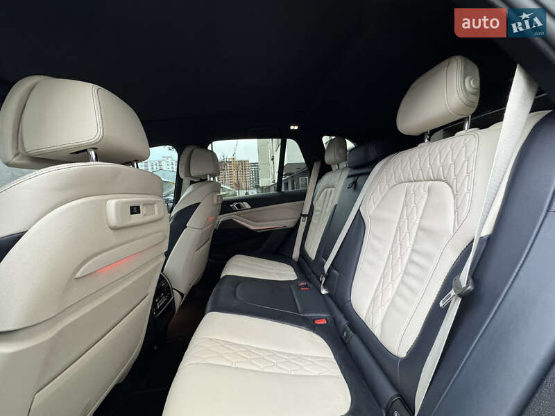 Позашляховик / Кросовер BMW X5 2020 в Івано-Франківську