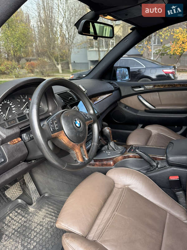 Внедорожник / Кроссовер BMW X5 2001 в Николаеве