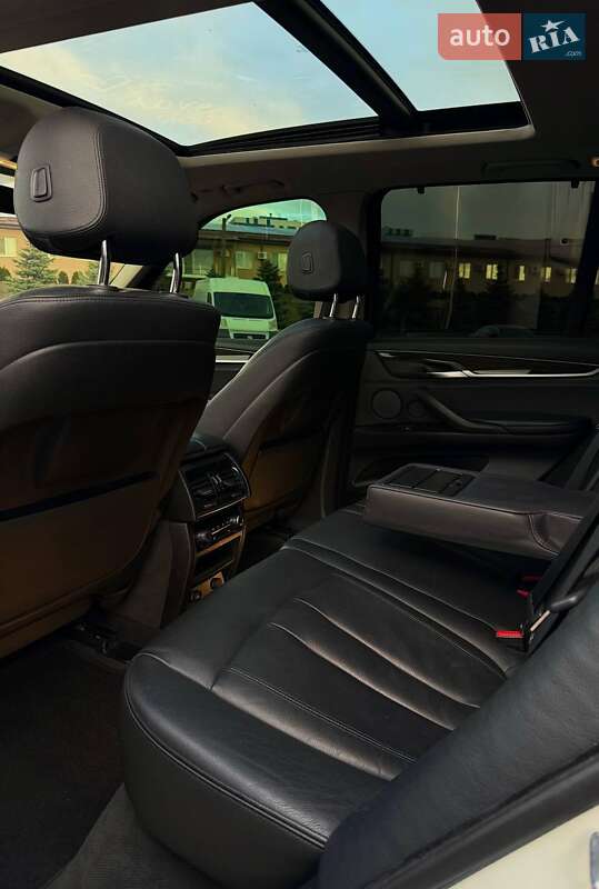 Внедорожник / Кроссовер BMW X5 2016 в Днепре