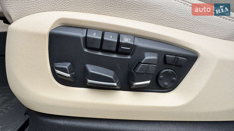 Внедорожник / Кроссовер BMW X5 2016 в Киеве