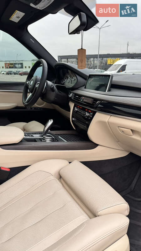 Внедорожник / Кроссовер BMW X5 2016 в Киеве
