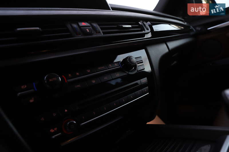 Внедорожник / Кроссовер BMW X5 2018 в Дрогобыче