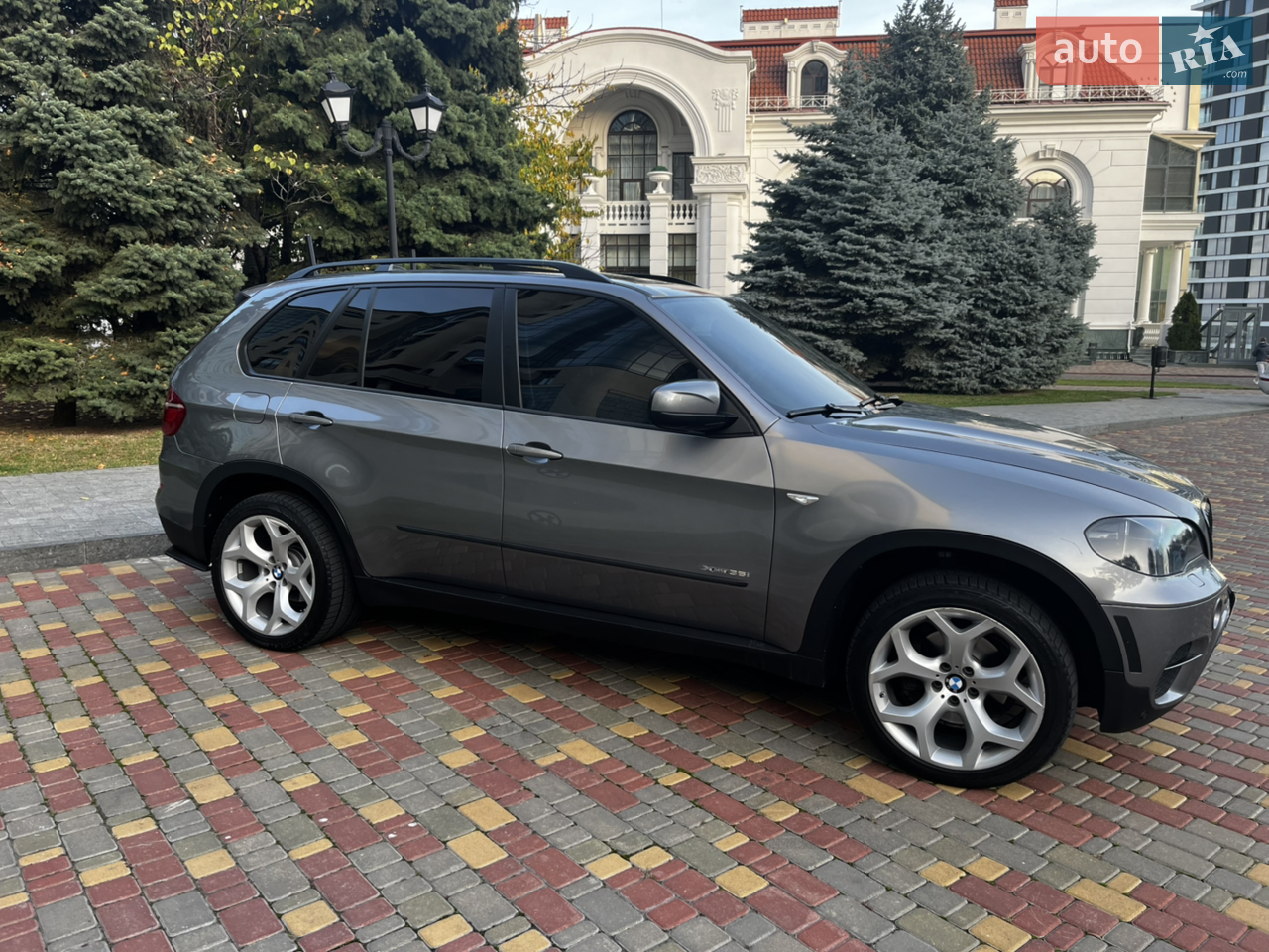 2010 BMW X5 - мініатюра 20