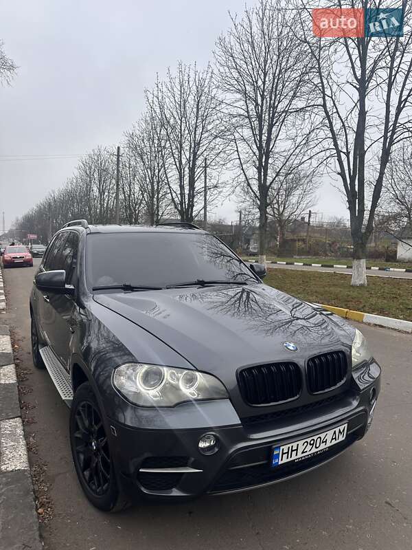 Внедорожник / Кроссовер BMW X5 2011 в Подольске