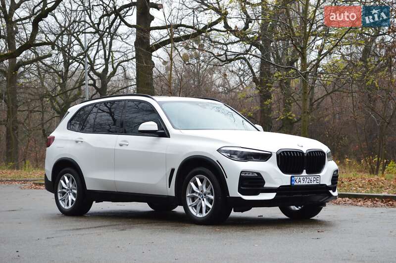 Внедорожник / Кроссовер BMW X5 2020 в Киеве