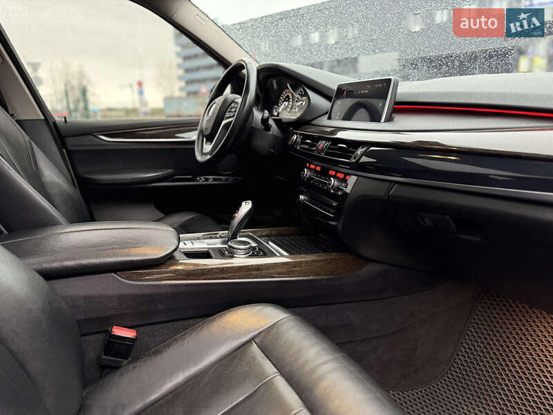 Внедорожник / Кроссовер BMW X5 2014 в Киеве