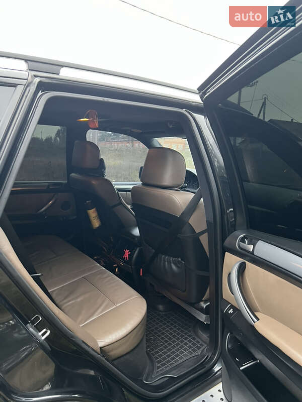 Внедорожник / Кроссовер BMW X5 2004 в Сумах