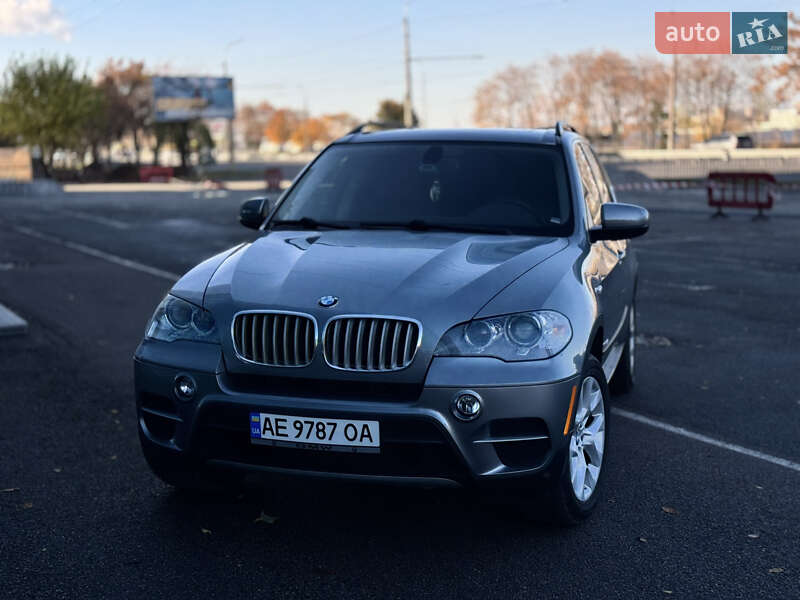 Позашляховик / Кросовер BMW X5 2013 в Дніпрі