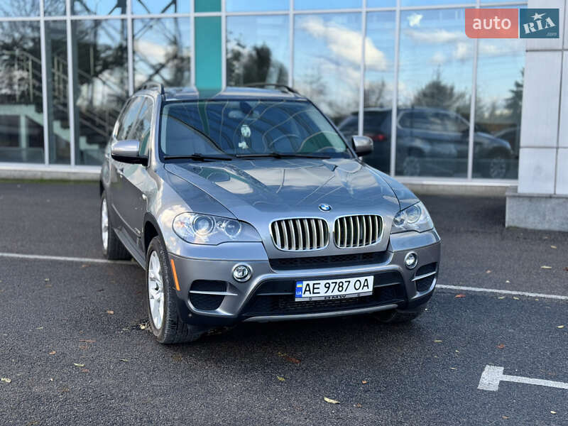 Позашляховик / Кросовер BMW X5 2013 в Дніпрі