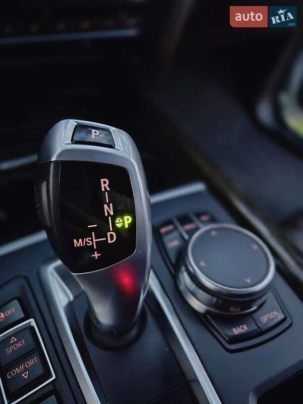 Позашляховик / Кросовер BMW X5 2017 в Вознесенську