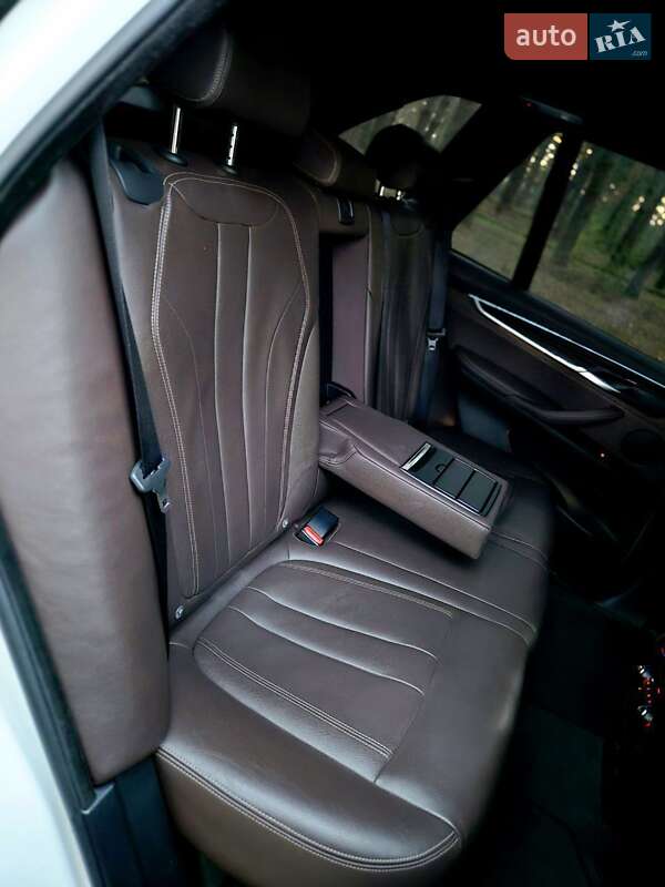 Позашляховик / Кросовер BMW X5 2017 в Вознесенську