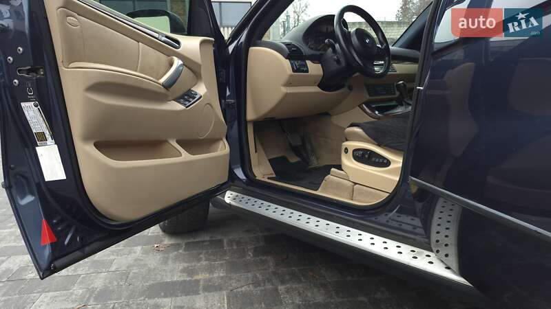 Внедорожник / Кроссовер BMW X5 2005 в Днепре