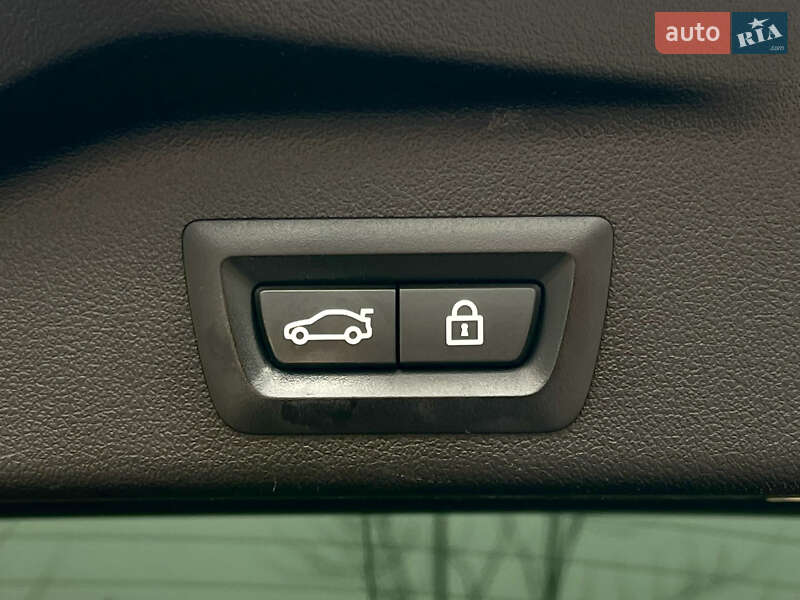 Внедорожник / Кроссовер BMW X5 2019 в Киеве