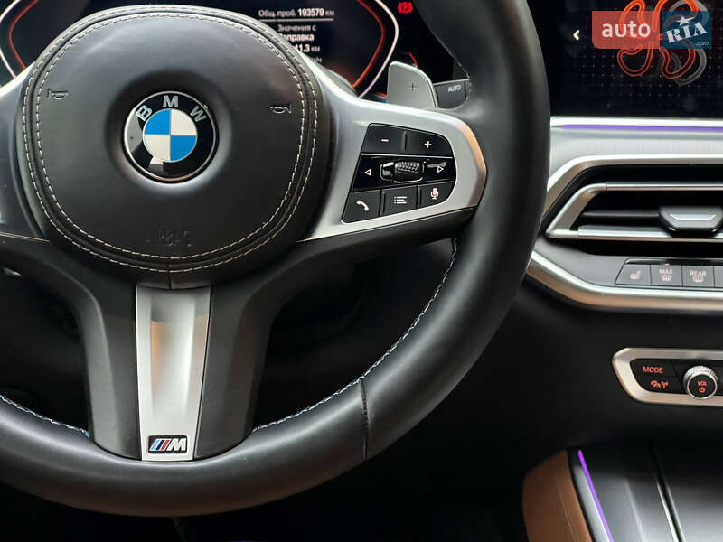 Внедорожник / Кроссовер BMW X5 2019 в Киеве