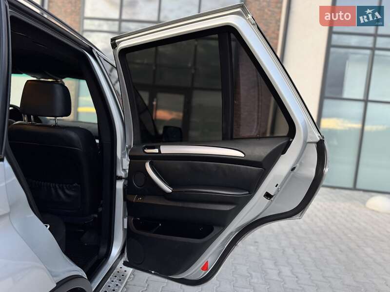 Позашляховик / Кросовер BMW X5 2003 в Тернополі фото 41 Позашляховик / Кросовер BMW X5 2003 в Тернополі