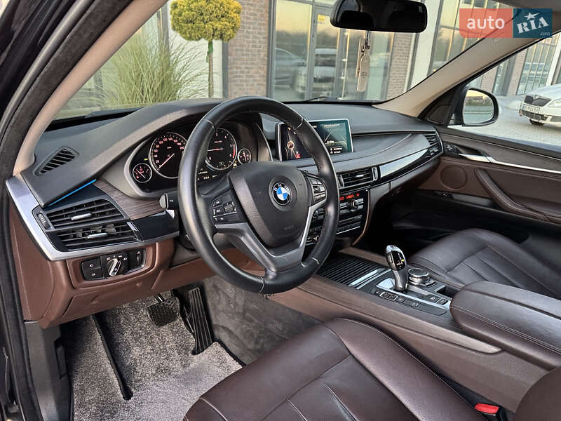 Внедорожник / Кроссовер BMW X5 2016 в Мукачево