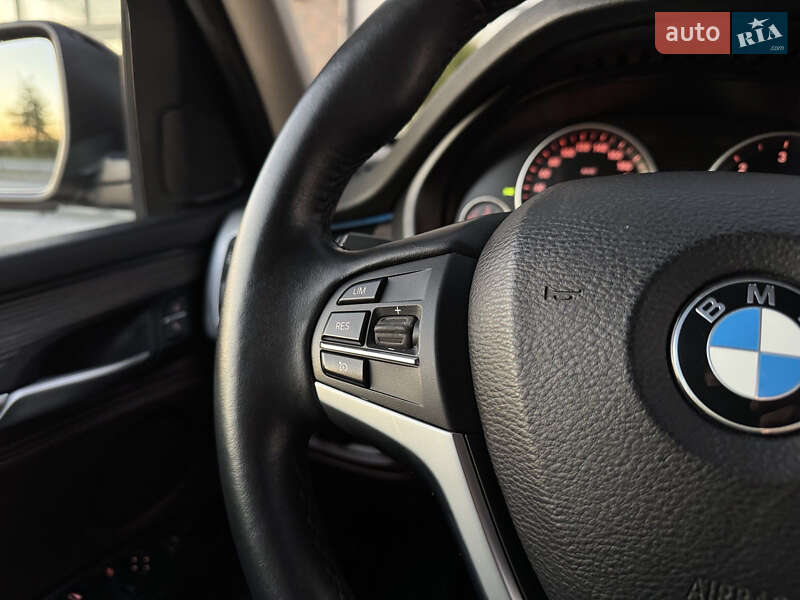 Внедорожник / Кроссовер BMW X5 2016 в Мукачево