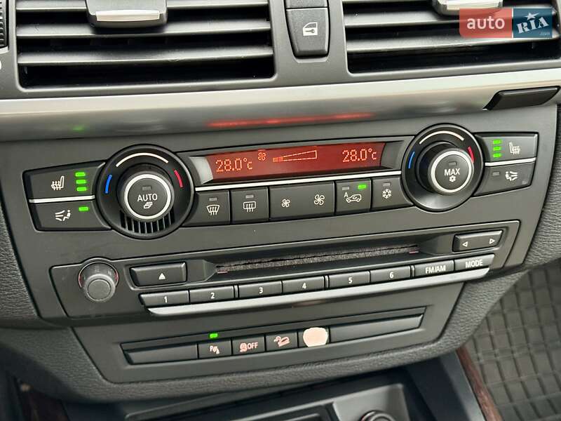 Позашляховик / Кросовер BMW X5 2011 в Харкові