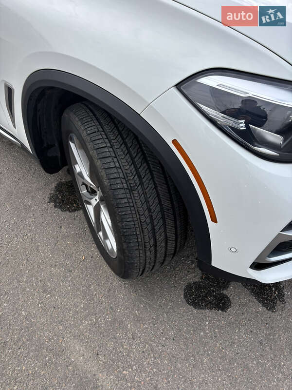 Внедорожник / Кроссовер BMW X5 2019 в Киеве