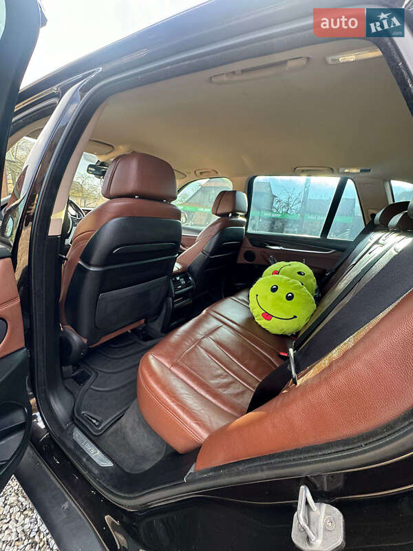 Внедорожник / Кроссовер BMW X5 2015 в Яблунице