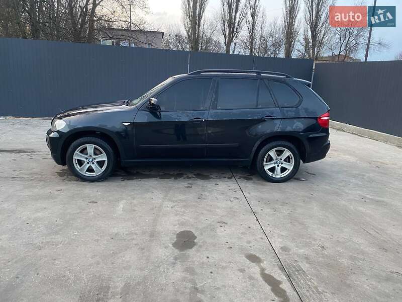 Внедорожник / Кроссовер BMW X5 2009 в Магдалиновке