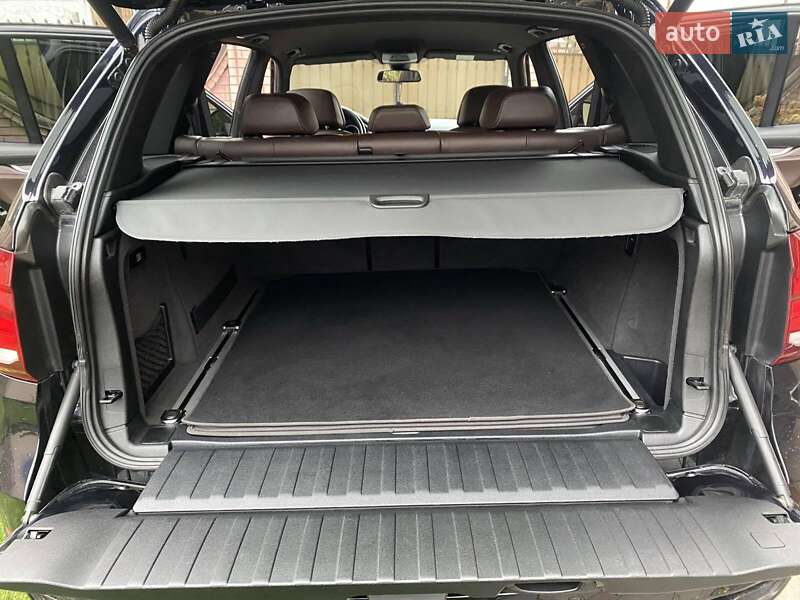 Внедорожник / Кроссовер BMW X5 2016 в Львове