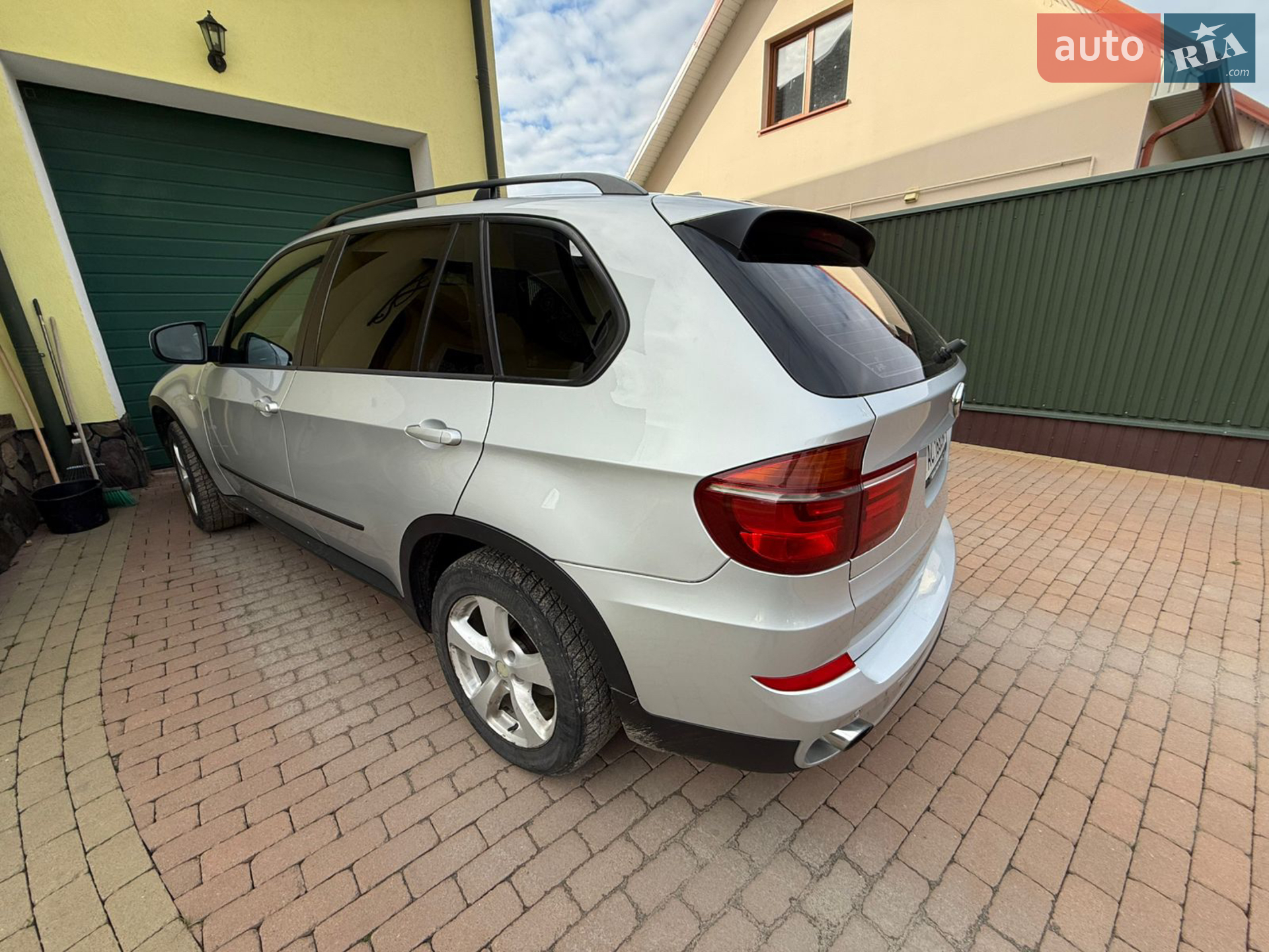 2010 BMW X5 - мініатюра 16
