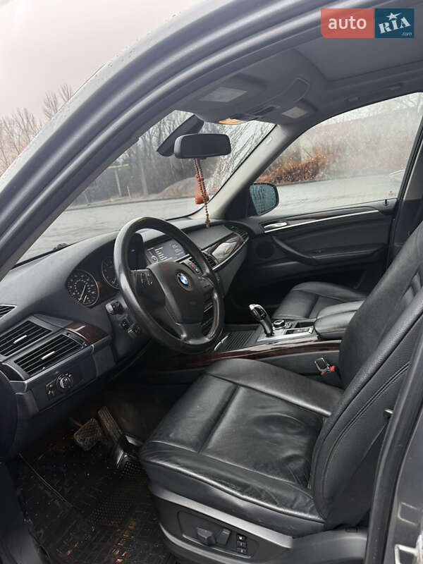 Внедорожник / Кроссовер BMW X5 2011 в Ивано-Франковске