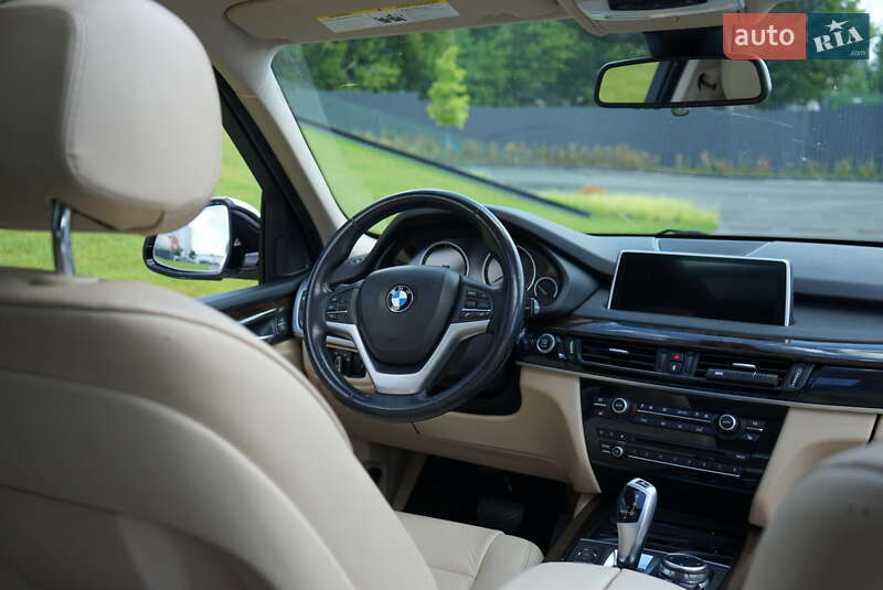 Внедорожник / Кроссовер BMW X5 2014 в Киеве