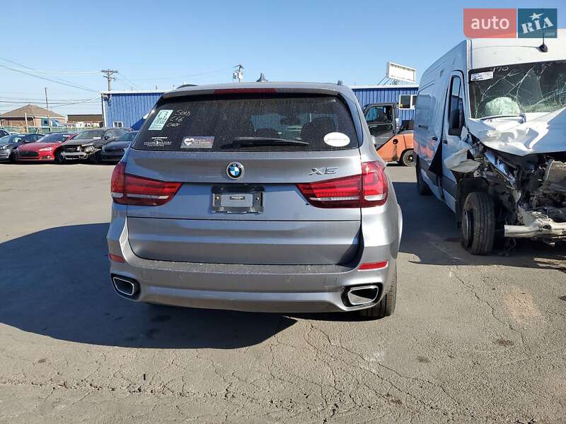 Внедорожник / Кроссовер BMW X5 2014 в Коростене