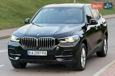 Внедорожник / Кроссовер BMW X5 2022 в Киеве