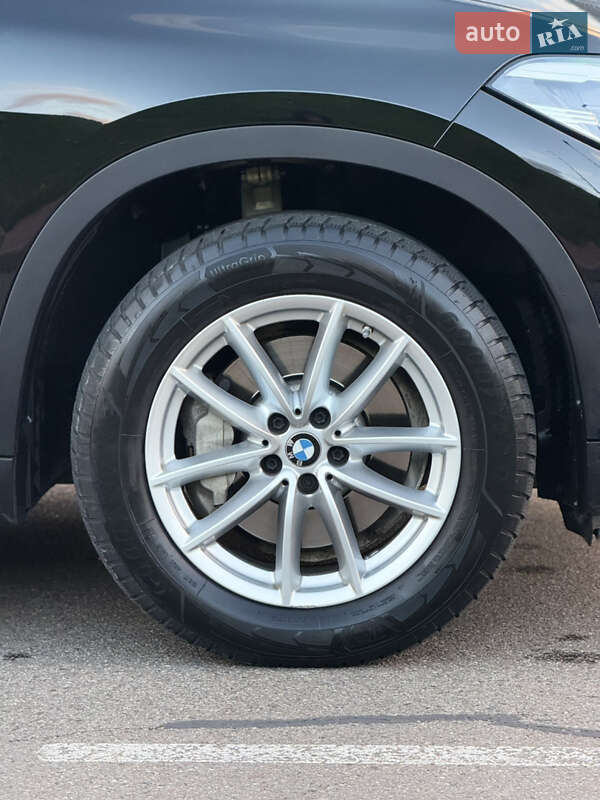 Внедорожник / Кроссовер BMW X5 2022 в Киеве