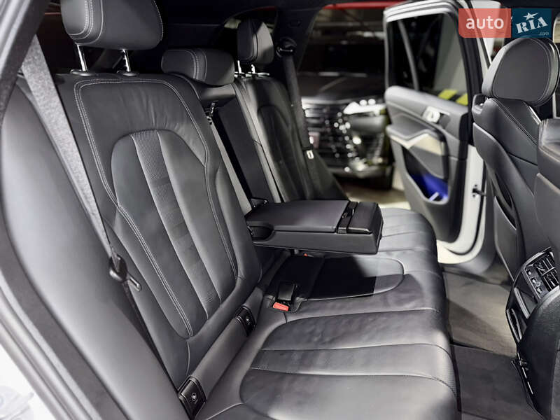 Внедорожник / Кроссовер BMW X5 2021 в Киеве