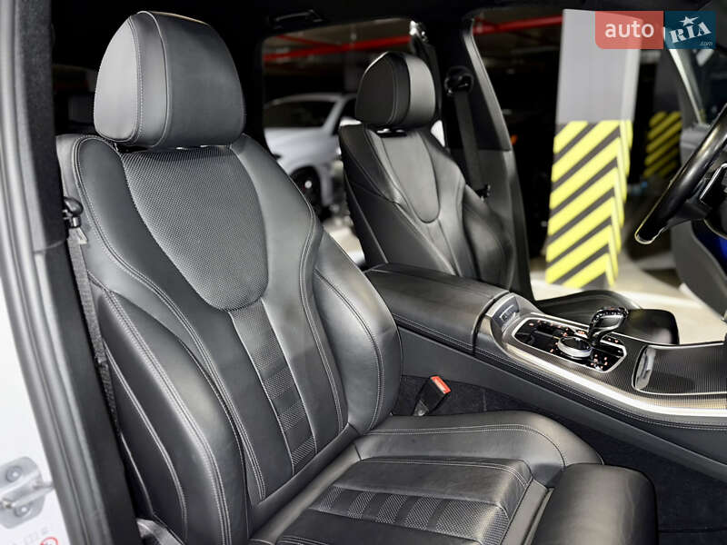 Внедорожник / Кроссовер BMW X5 2021 в Киеве