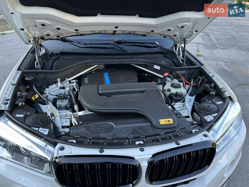 Внедорожник / Кроссовер BMW X5 2017 в Никополе