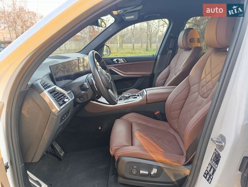 Внедорожник / Кроссовер BMW X5 2023 в Кременчуге