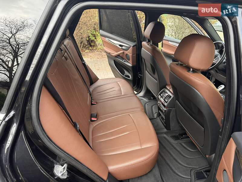 Внедорожник / Кроссовер BMW X5 2016 в Киеве