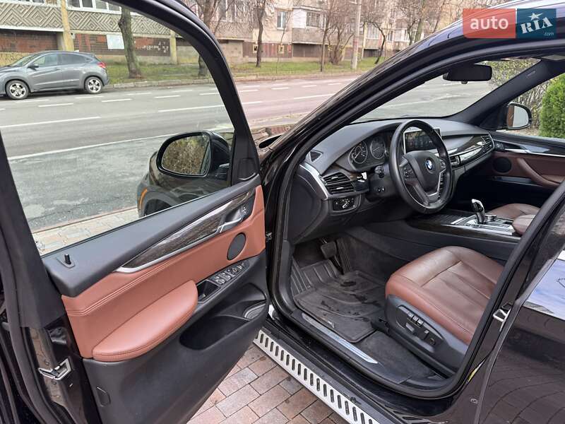 Внедорожник / Кроссовер BMW X5 2016 в Киеве