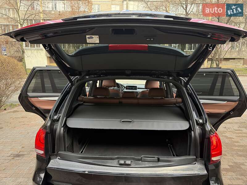 Внедорожник / Кроссовер BMW X5 2016 в Киеве