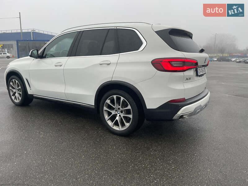 Позашляховик / Кросовер BMW X5 2019 в Києві