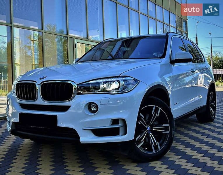Внедорожник / Кроссовер BMW X5 2017 в Одессе