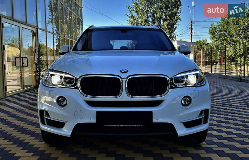 Внедорожник / Кроссовер BMW X5 2017 в Одессе