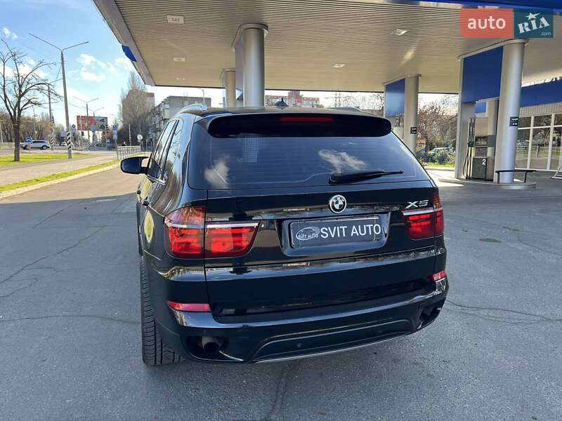 Внедорожник / Кроссовер BMW X5 2011 в Николаеве