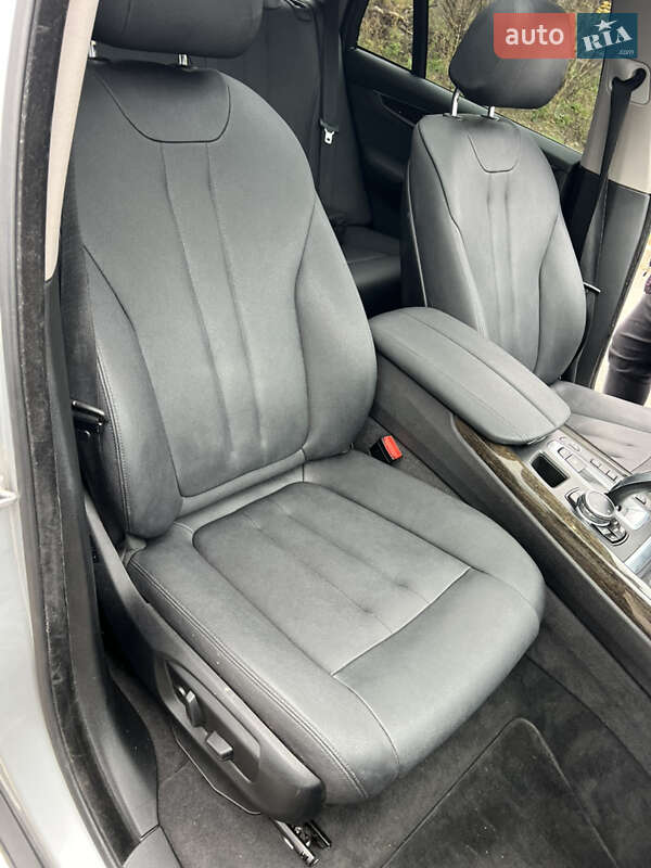 Внедорожник / Кроссовер BMW X5 2016 в Луцке